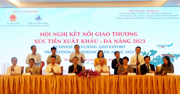 hoi nghi ket noi giao thuong 2c xuc tien xuat khau 1