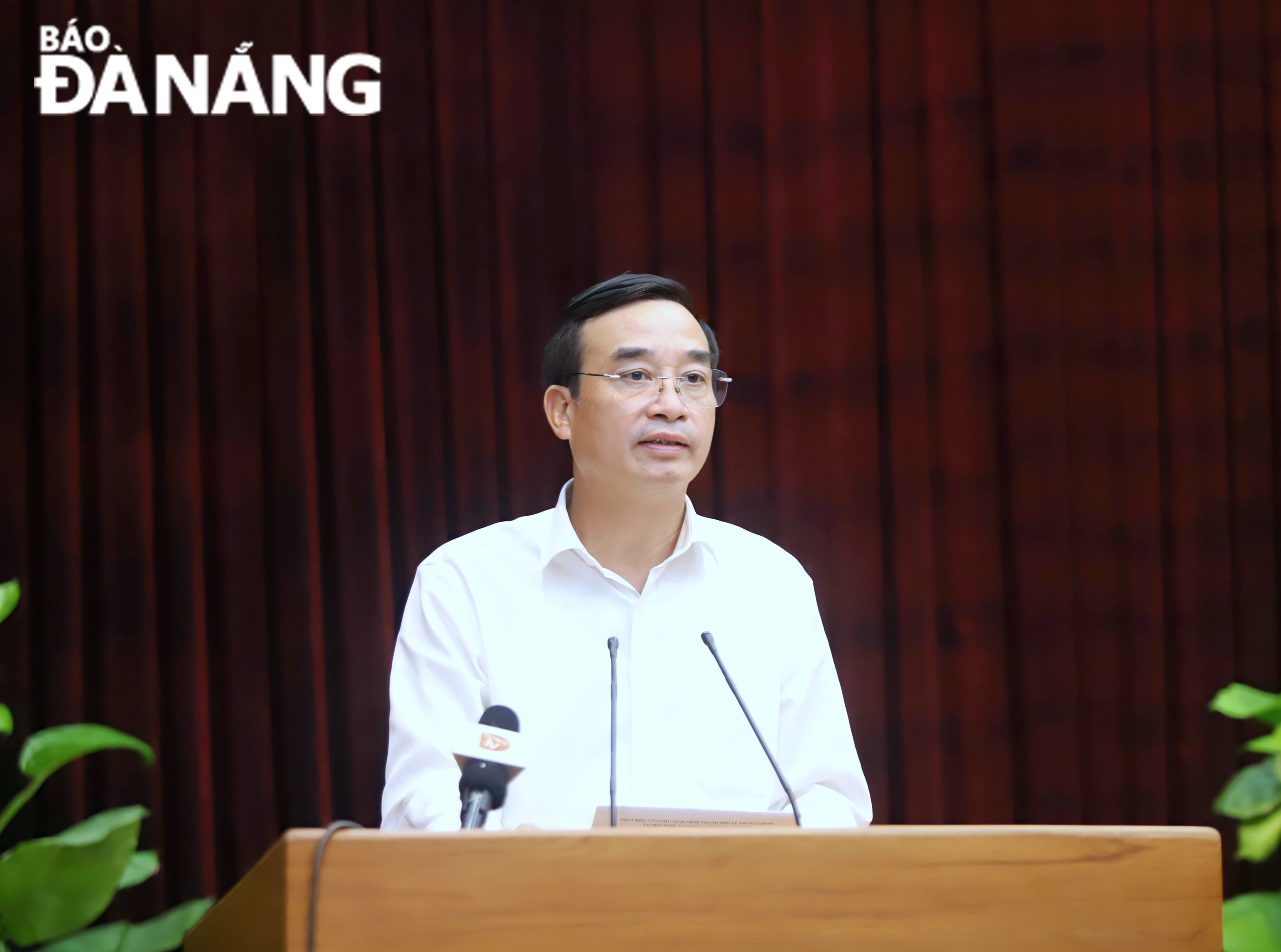 hoi nghi lan thu 10 ban chap hanh dang bo tp 2