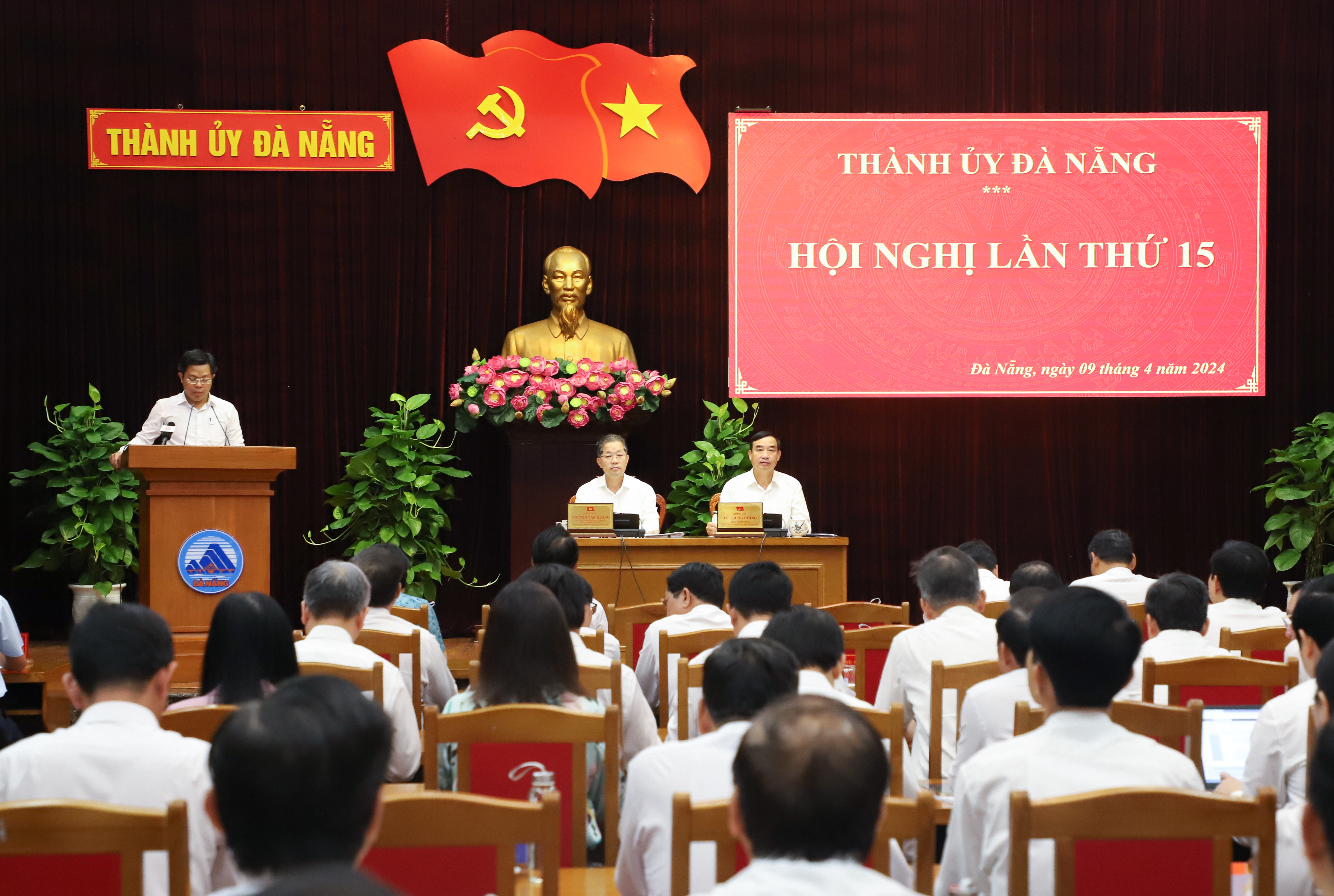 hoi nghi lan thu 15 ban chap hanh dang bo 1