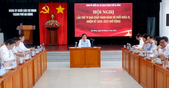 hoi nghi lan thu 19 ban chap hanh dang uy khoi