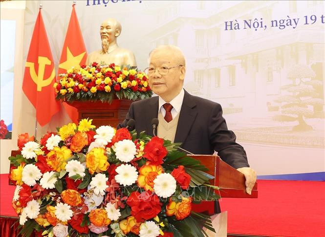 hoi nghi ngoai giao lan 32