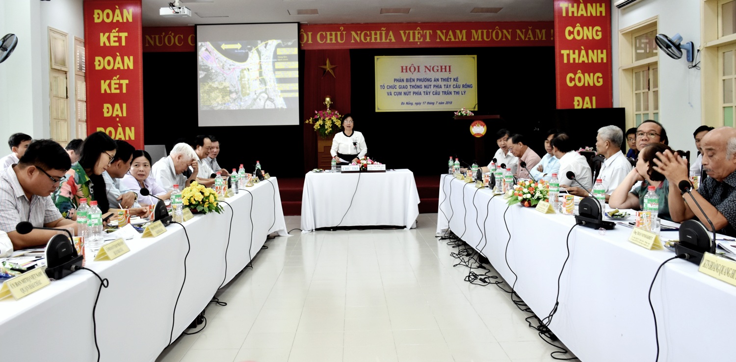 hoi nghi phan bien