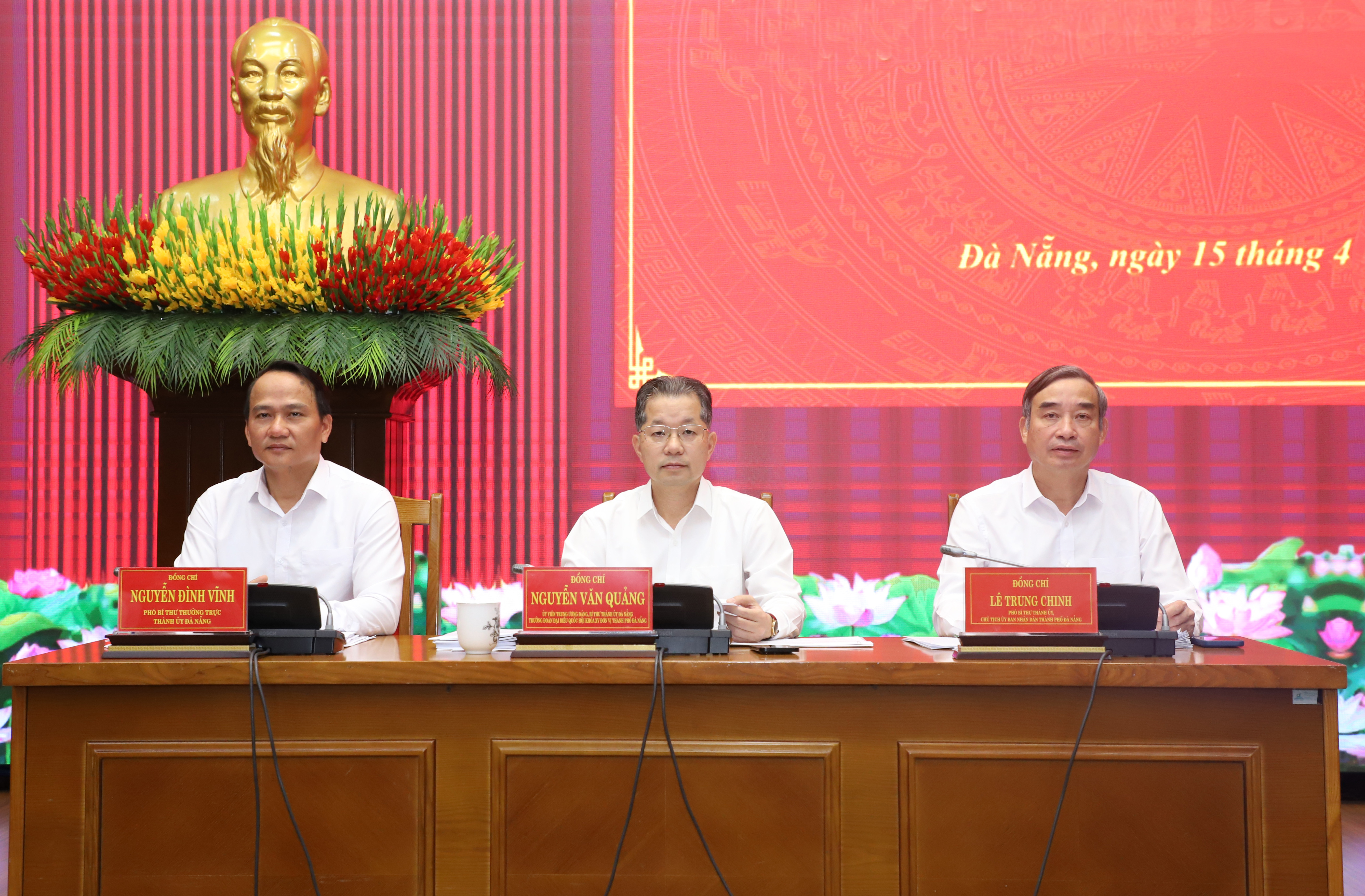 hoi nghi thanh uy lan thu 19 1