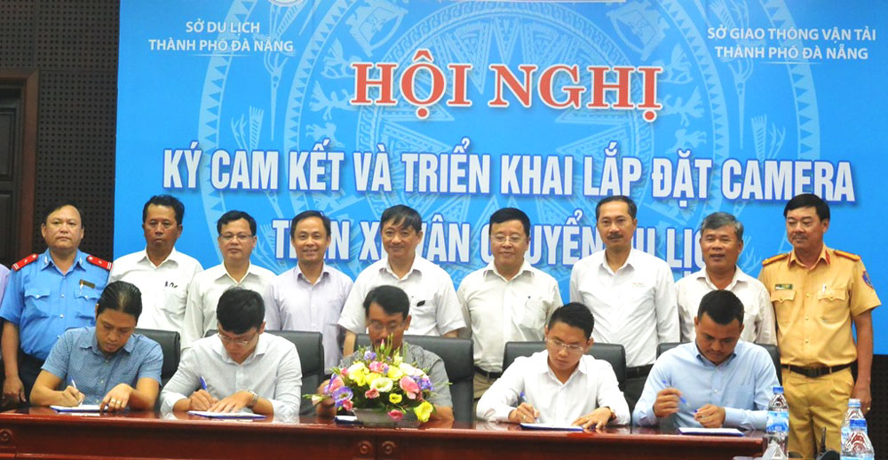 hoi nghi trien khai lap camera