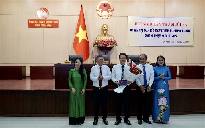 hoi nghi ubmttq vn lan 13 2