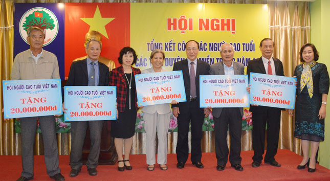 hoi nguoi cao tuoi