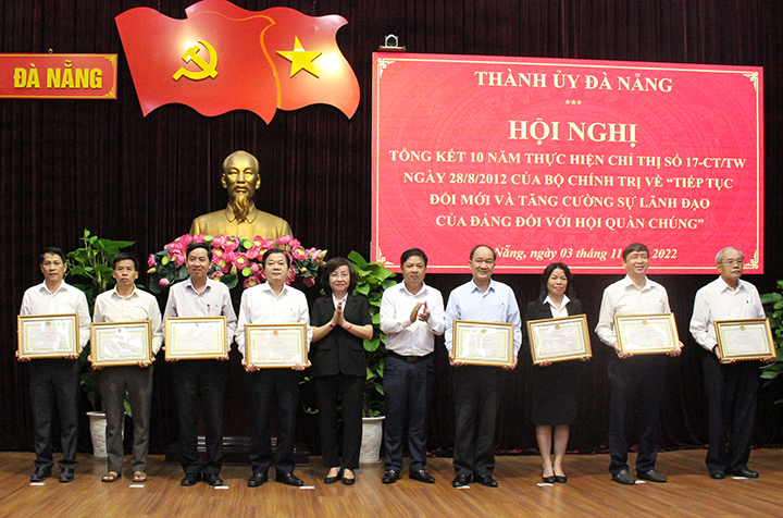 hoi quan chung 2