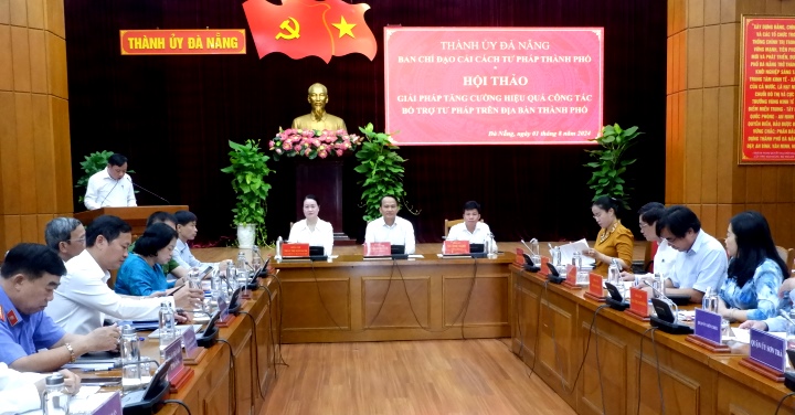hoi thao giai phap ho tro tu phap
