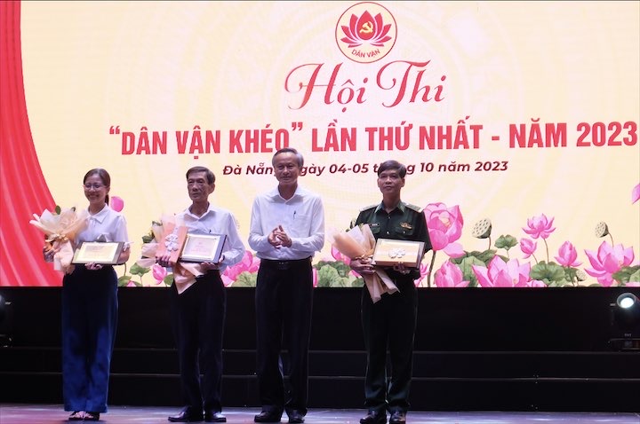 hoi thi dan van kheo lan 1 2023 4