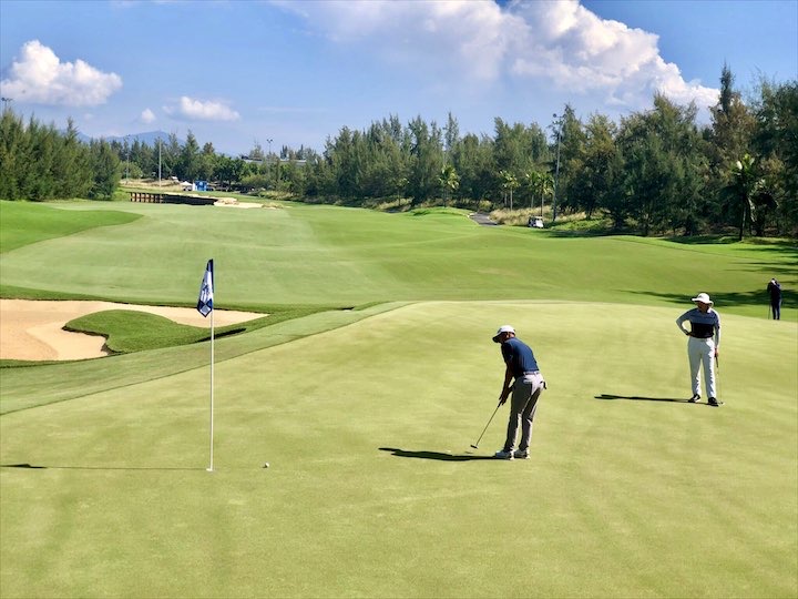 hop bao le hoi du lich golf da nang 1