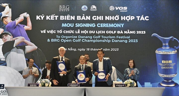 hop bao le hoi du lich golf da nang 2