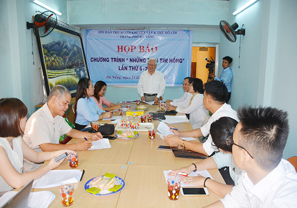 hop bao nhung trai tim hong lan 6