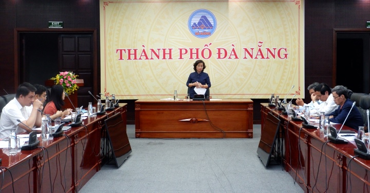 hop giao ban cong tac tiem chung phong covid 19