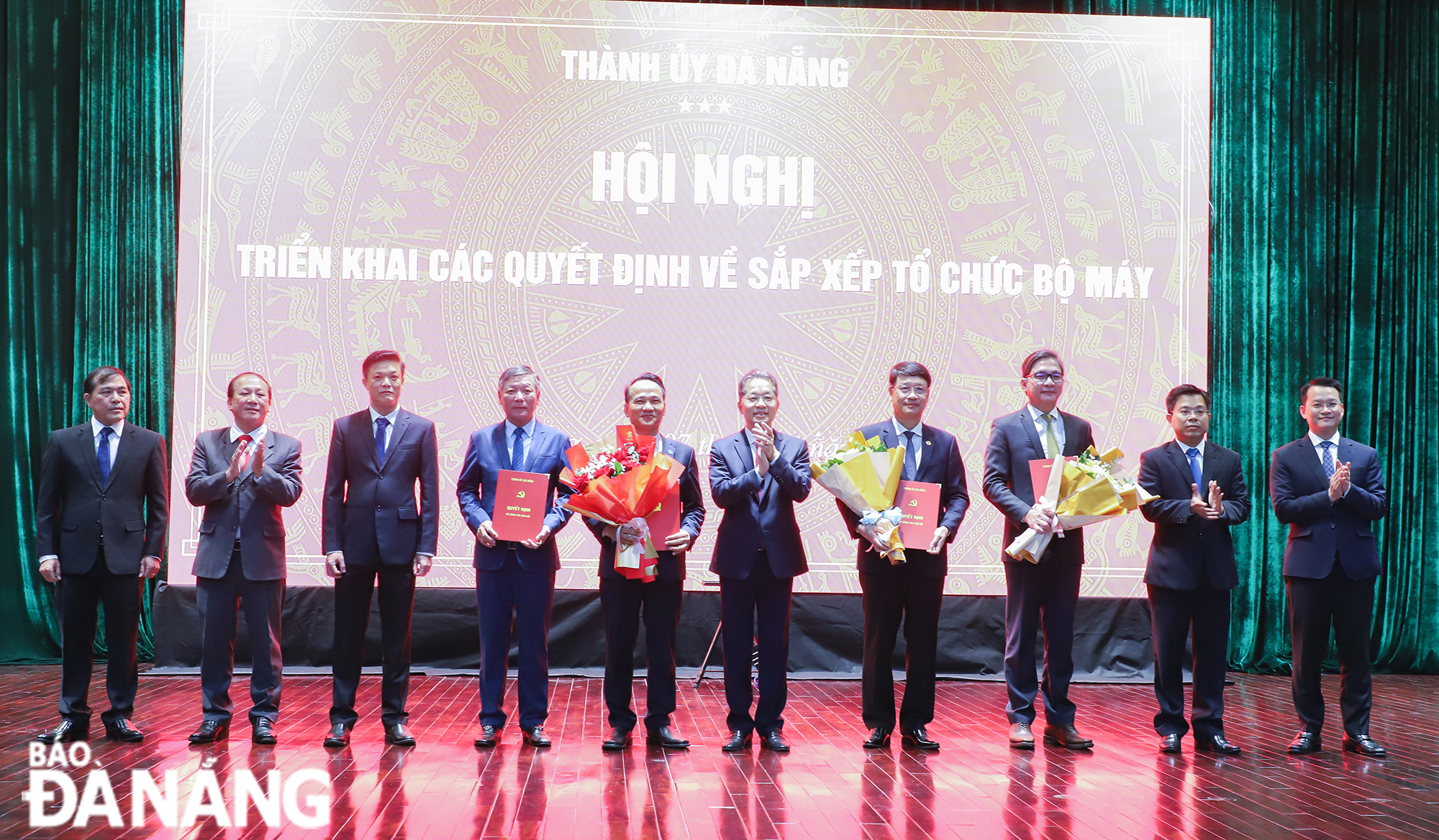 hop nhat ban tuyen giao va dan van 1