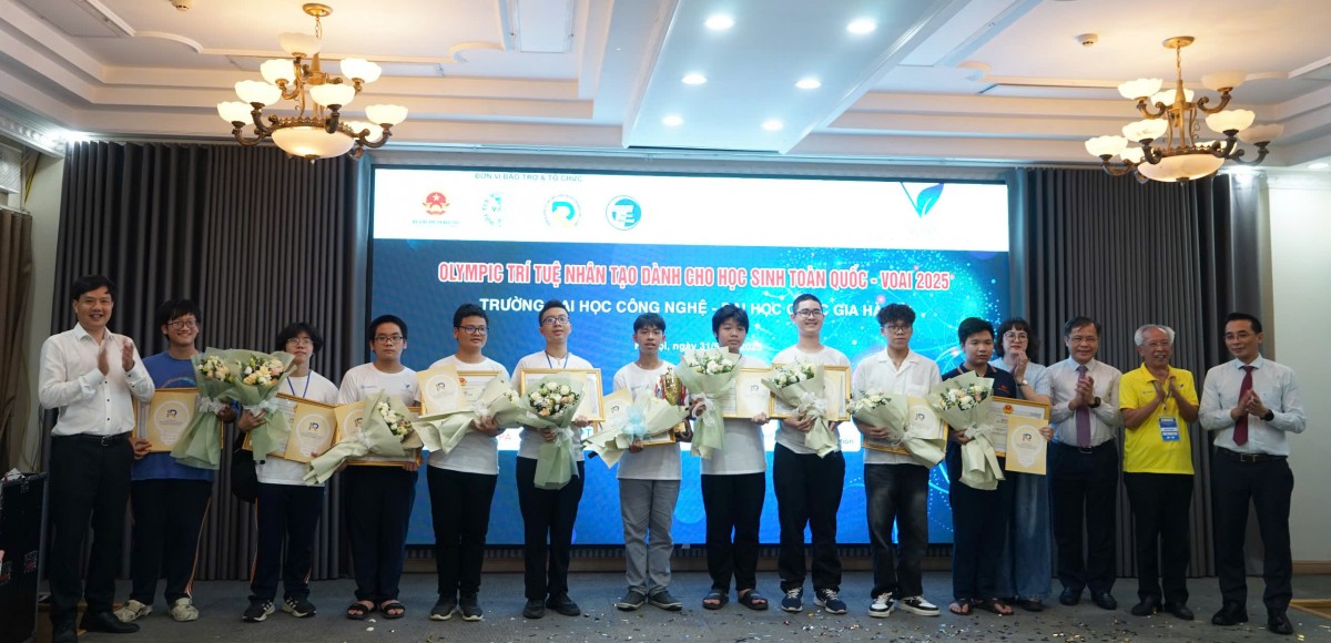 hs da nang dat giai voai 2025