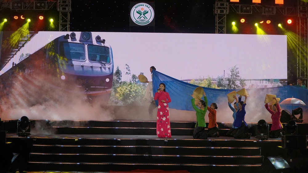 huong tra chao ky nguyen moi 2