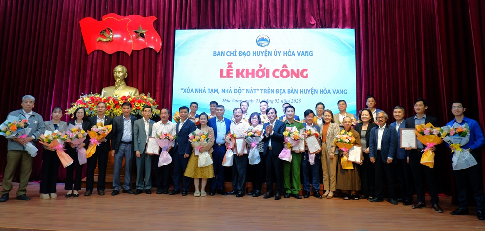 huyen hoa vang xoa nha tam nha dot nat