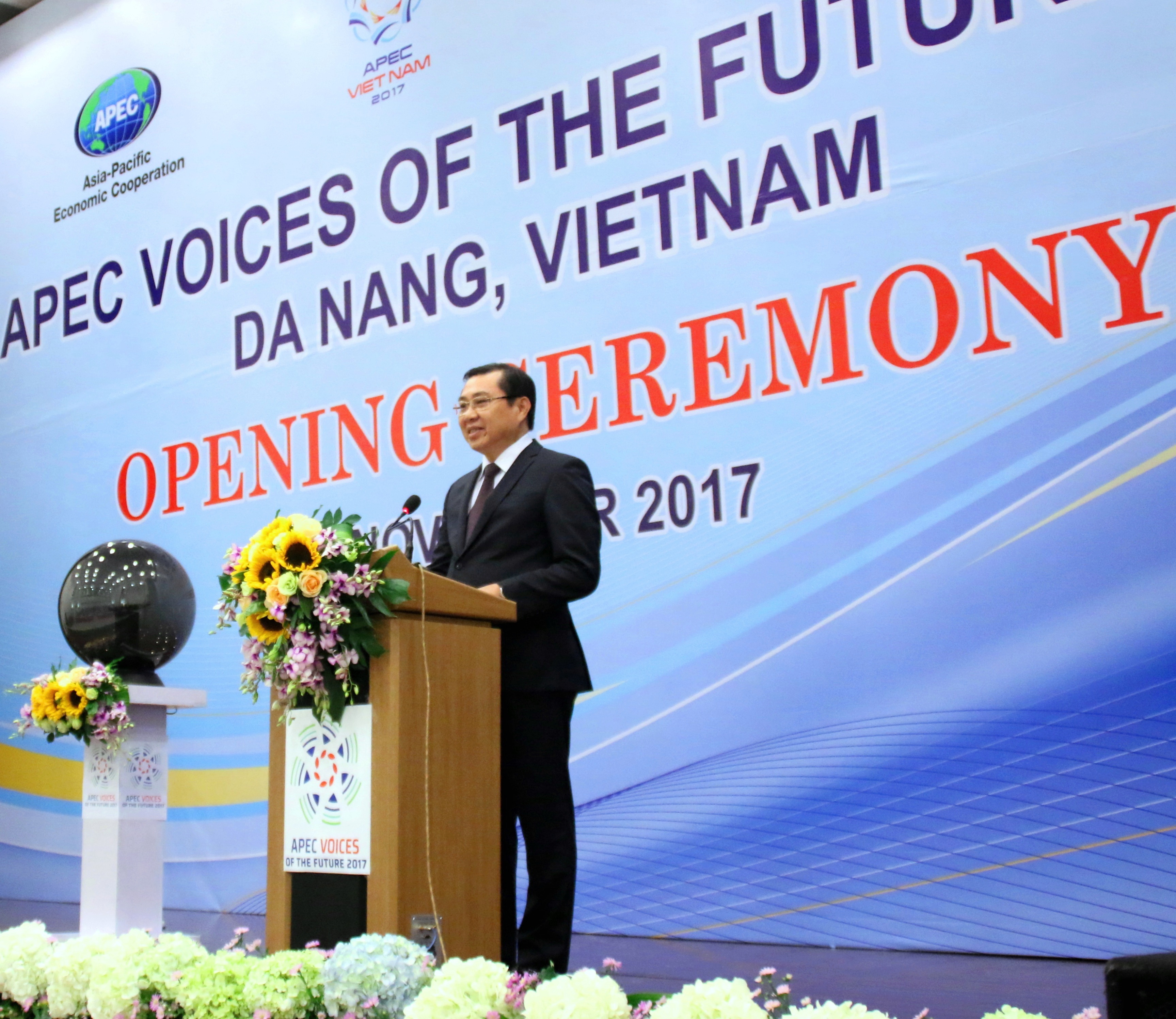 huynh duc tho dien dan tieng noi tuong lai
