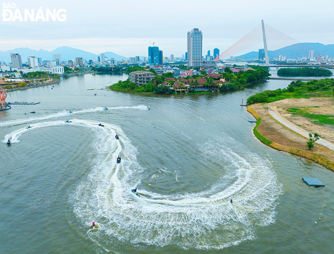 jetski 26 flyboard t e1 ba a1i c4 90 c3 a0 n e1 ba b5ng 11