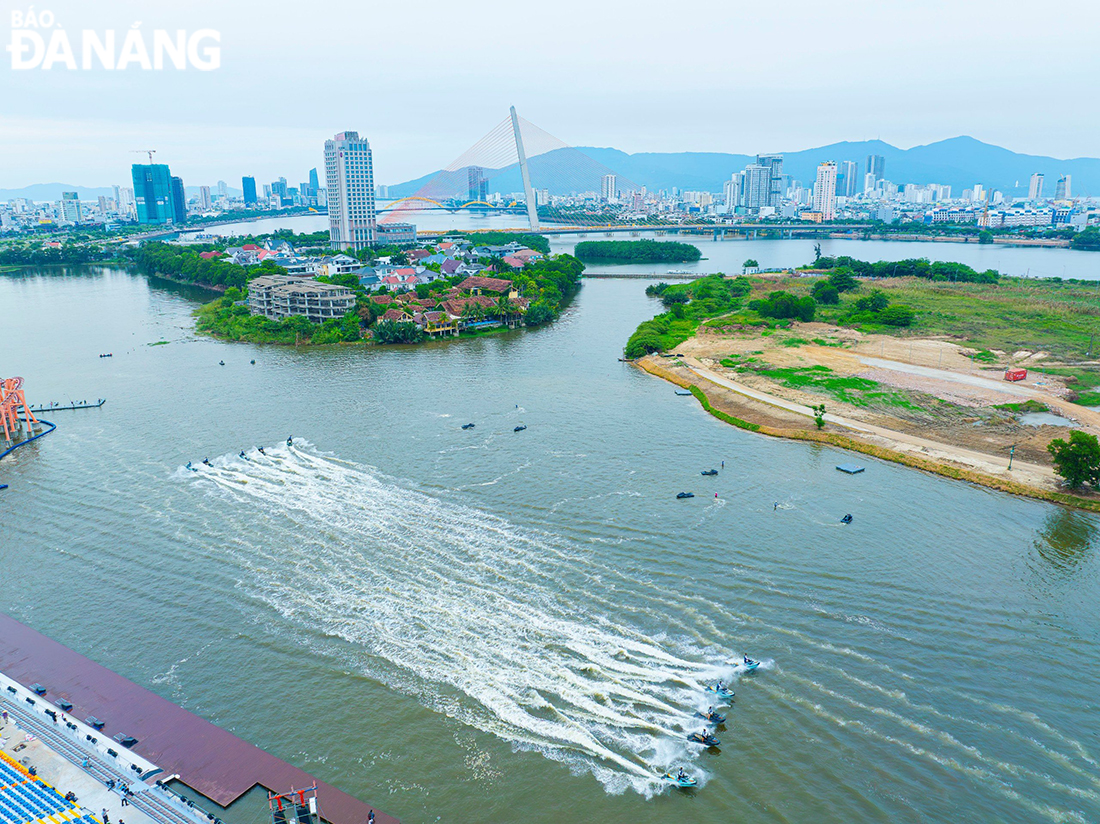 jetski 26 flyboard t e1 ba a1i c4 90 c3 a0 n e1 ba b5ng 12