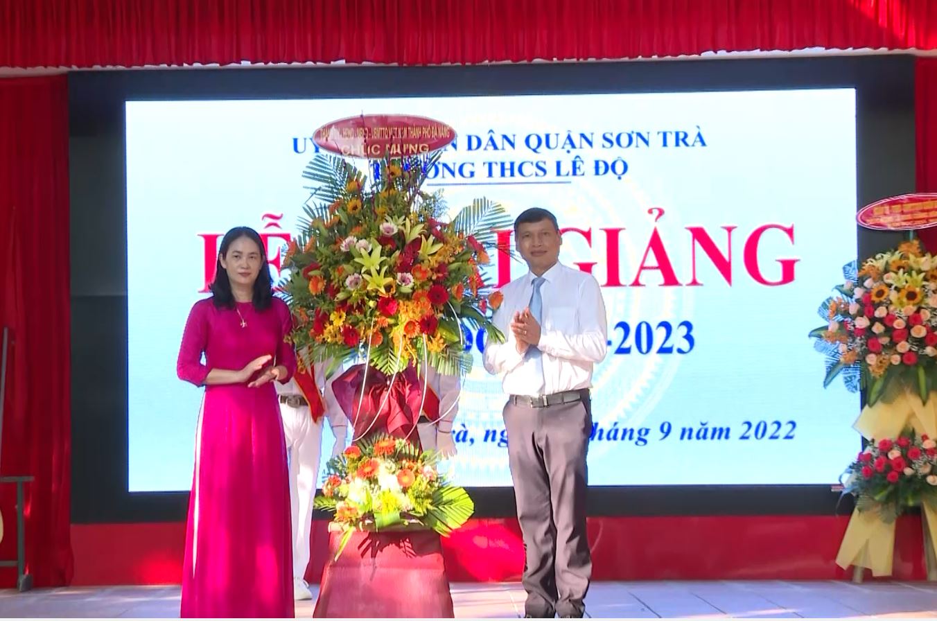 khai giang 050922 4