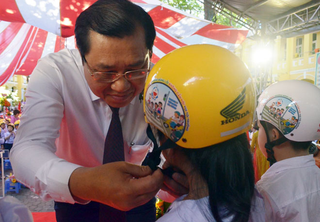 khai giang 2