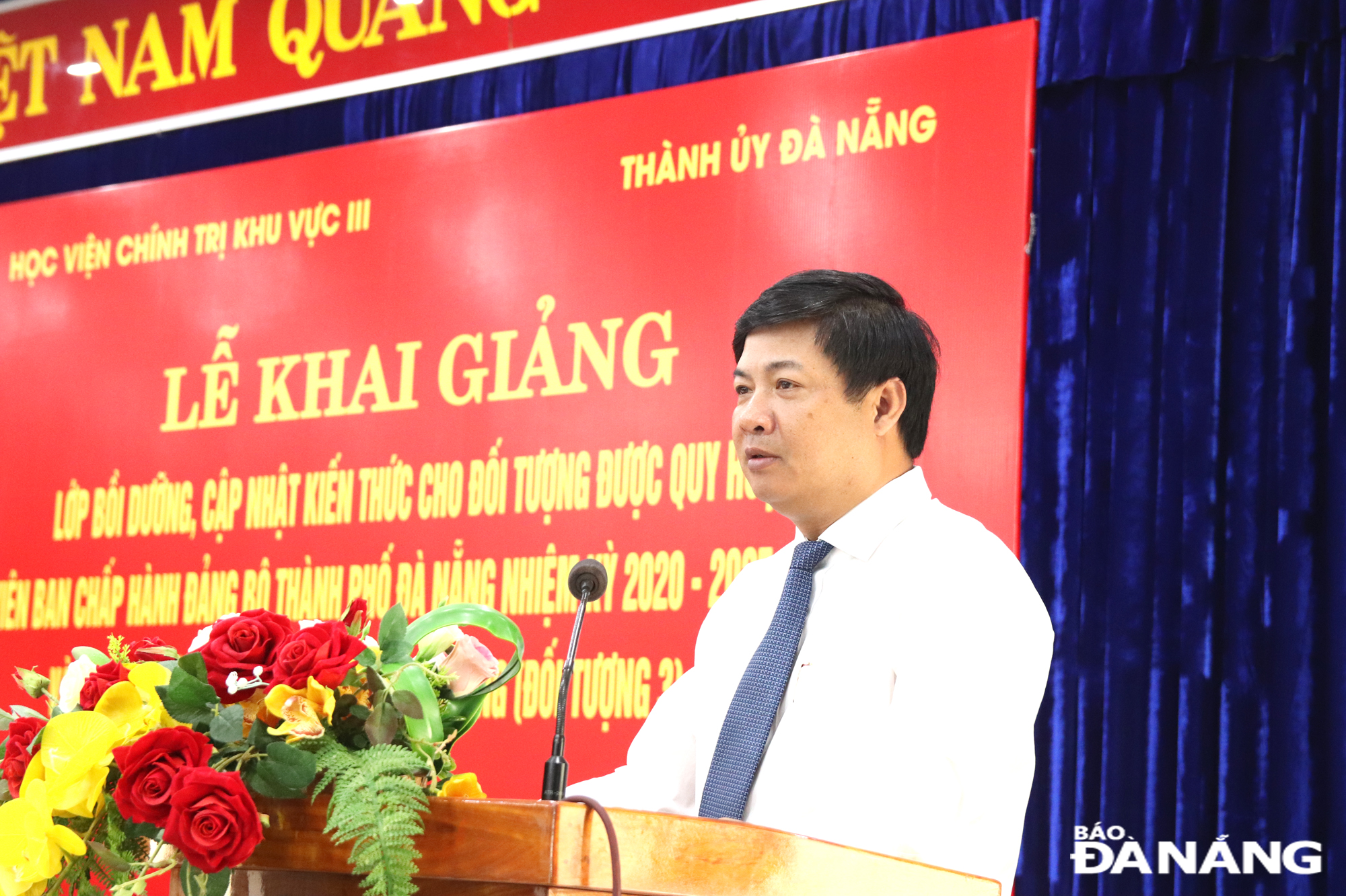 khai giang lop boi duong kien thuc cho lanh dao