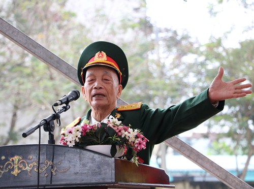khanh thanh bia chien tich 2