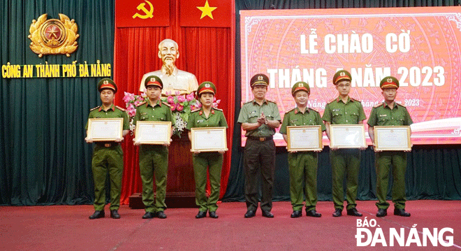 khen thuong cong an thanh pho