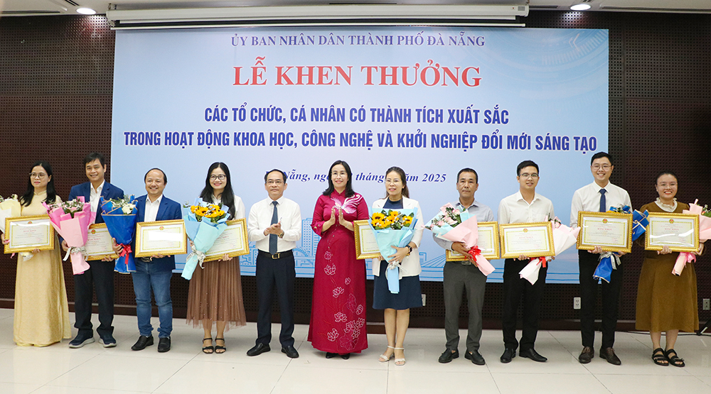 khen thuong khcn 2c doi moi sang tao thang 05 2025 1