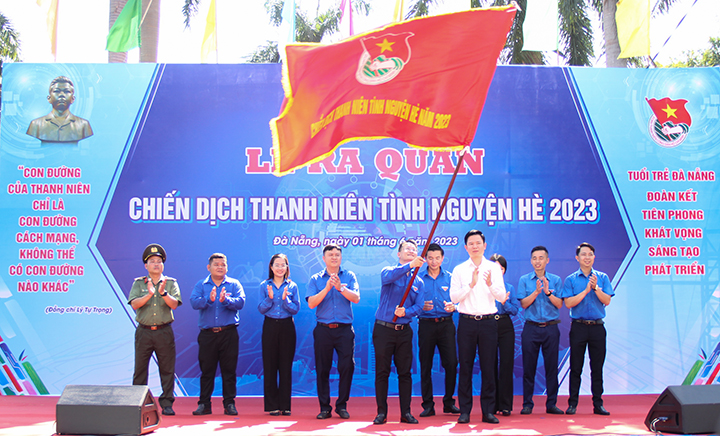 khoi dong chien dich he 2023