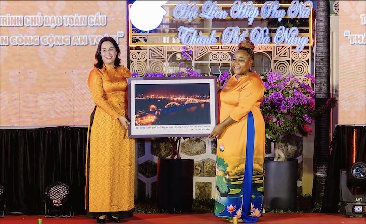 khong gian cong cong an toan 1