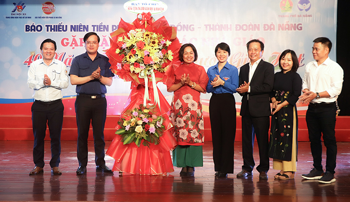khuc ca nguoi gieo hat 1611