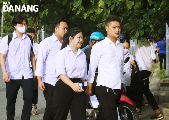kiem tra diem thi thpt nam 2024 2