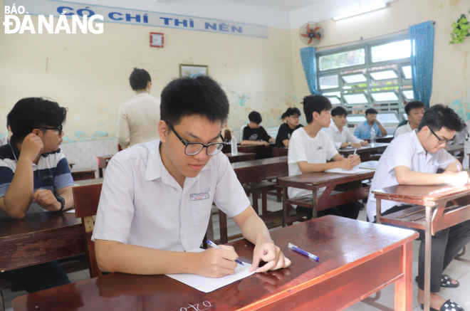 kiem tra diem thi thpt nam 2024 9