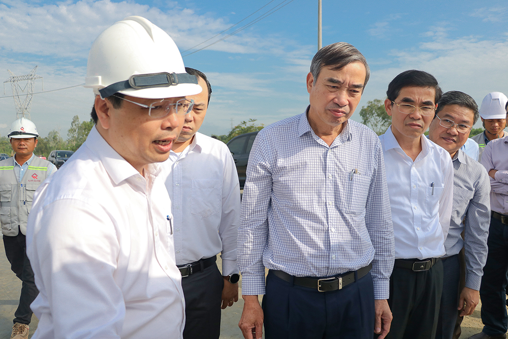 kiem tra thuc te cau quang da 120325 1