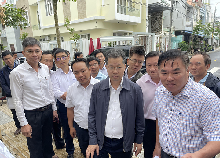 kiem tra tinh hinh mo rong duong kiet len 5 5m 2