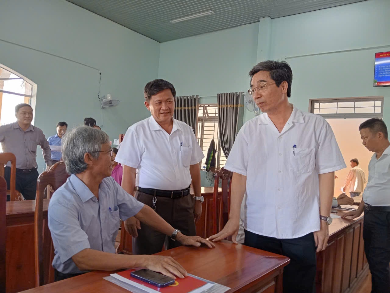 kiem tra trung tam phuc vu hanh chinh cong que son trung 7 2025 1