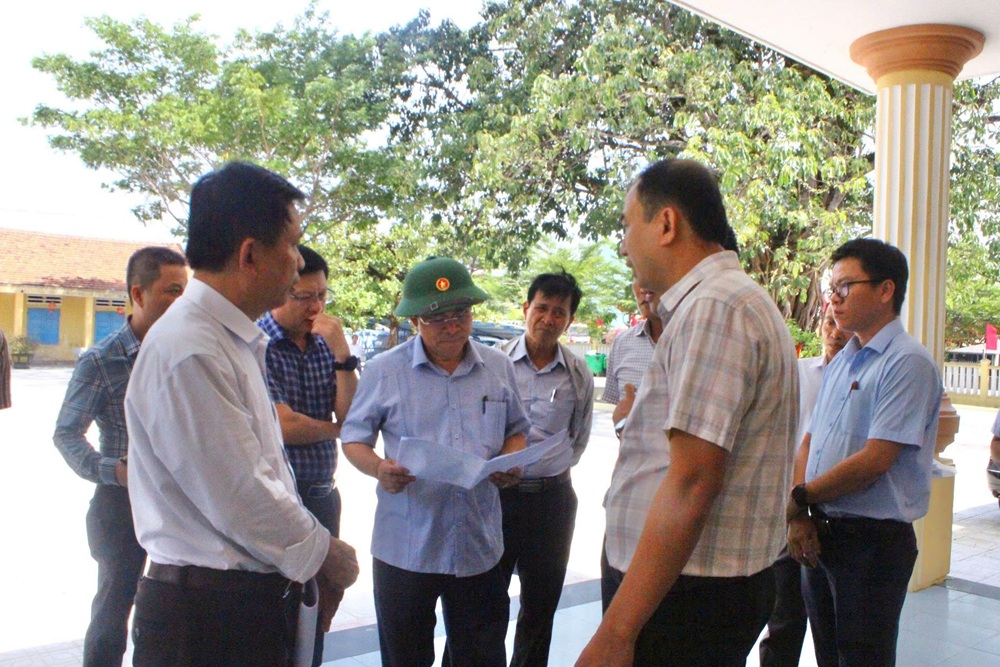 kiem tra truong hoc 1