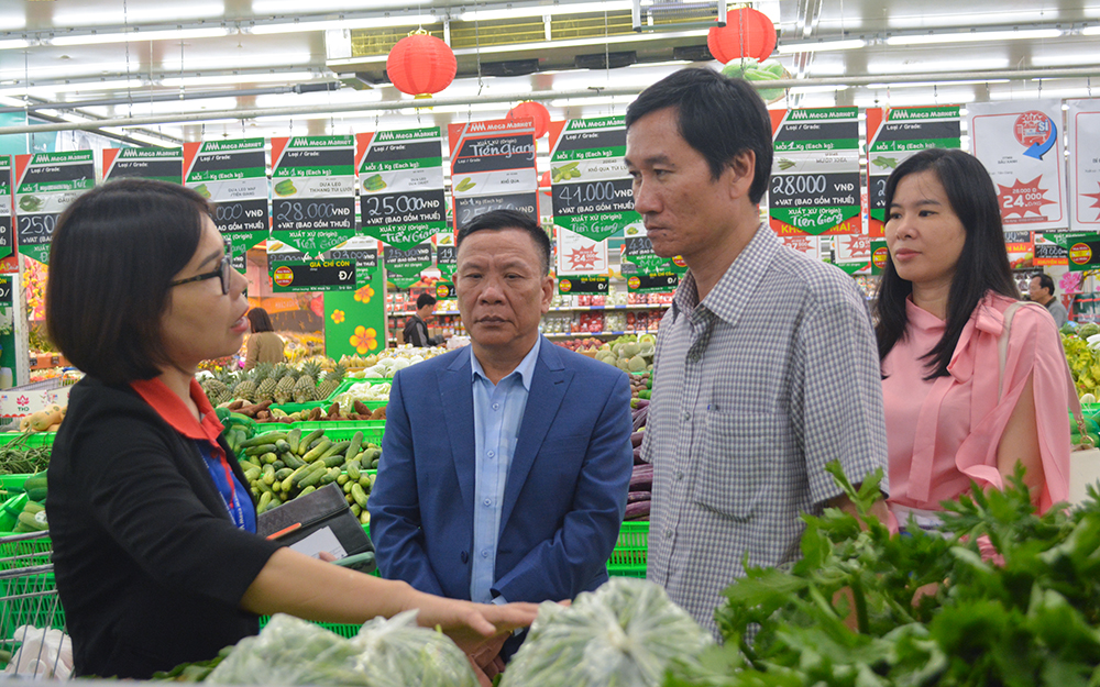 kiem tra viec cung ung hang hoa tet 2024 2