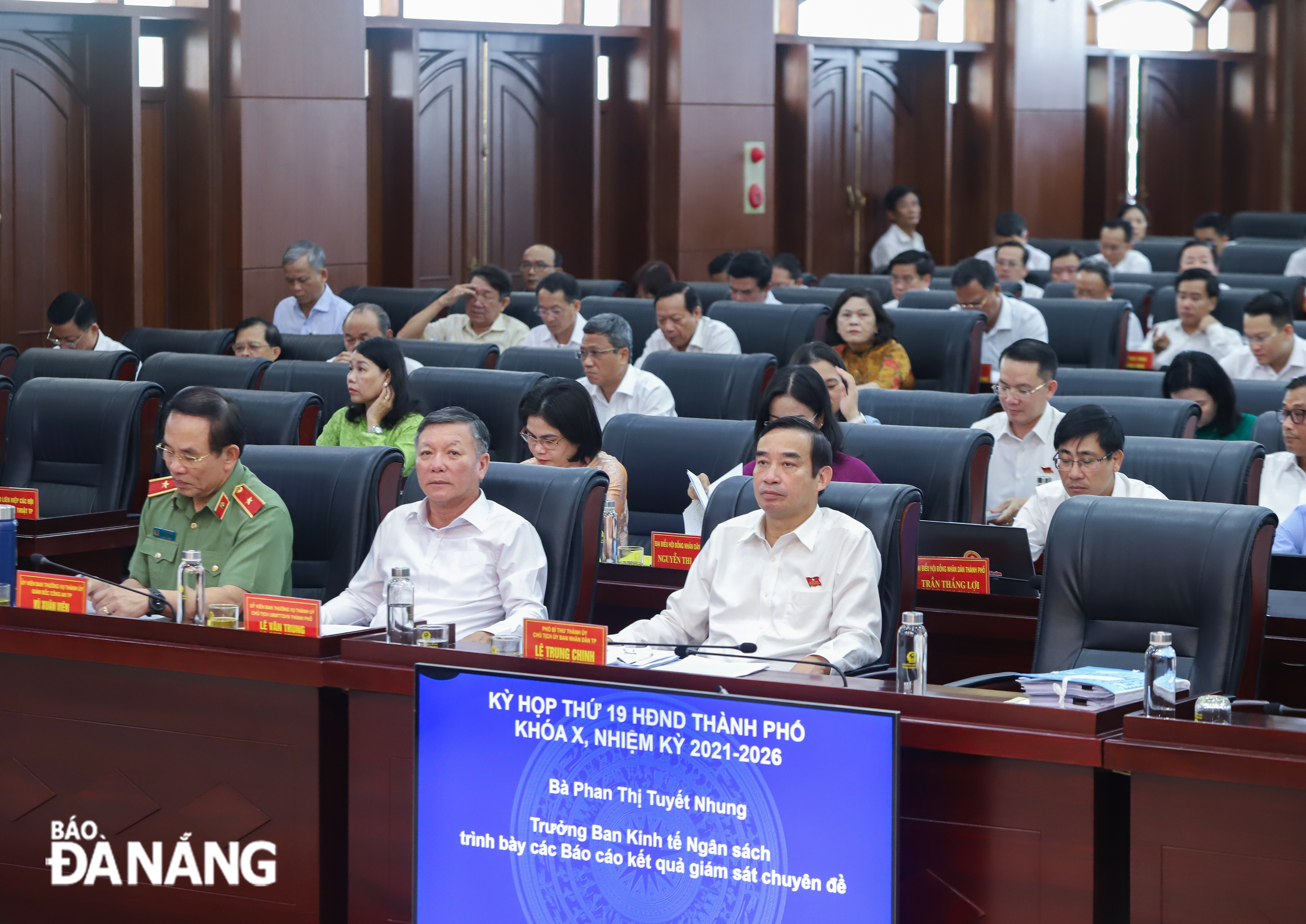 ky hop hdnd thu 19 2c khoa 10 12