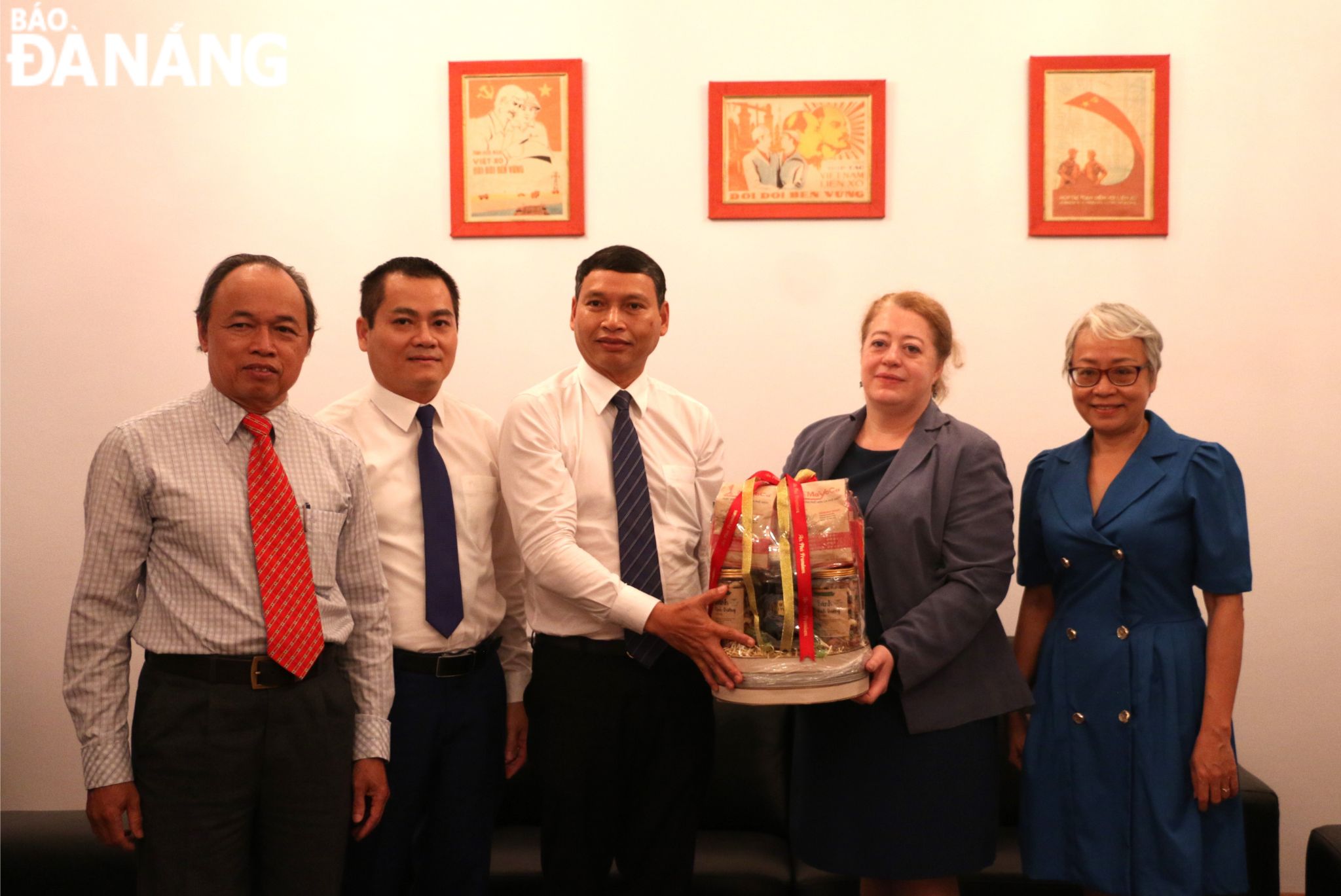 ky niem 33 nam quoc khanh lien bang nga