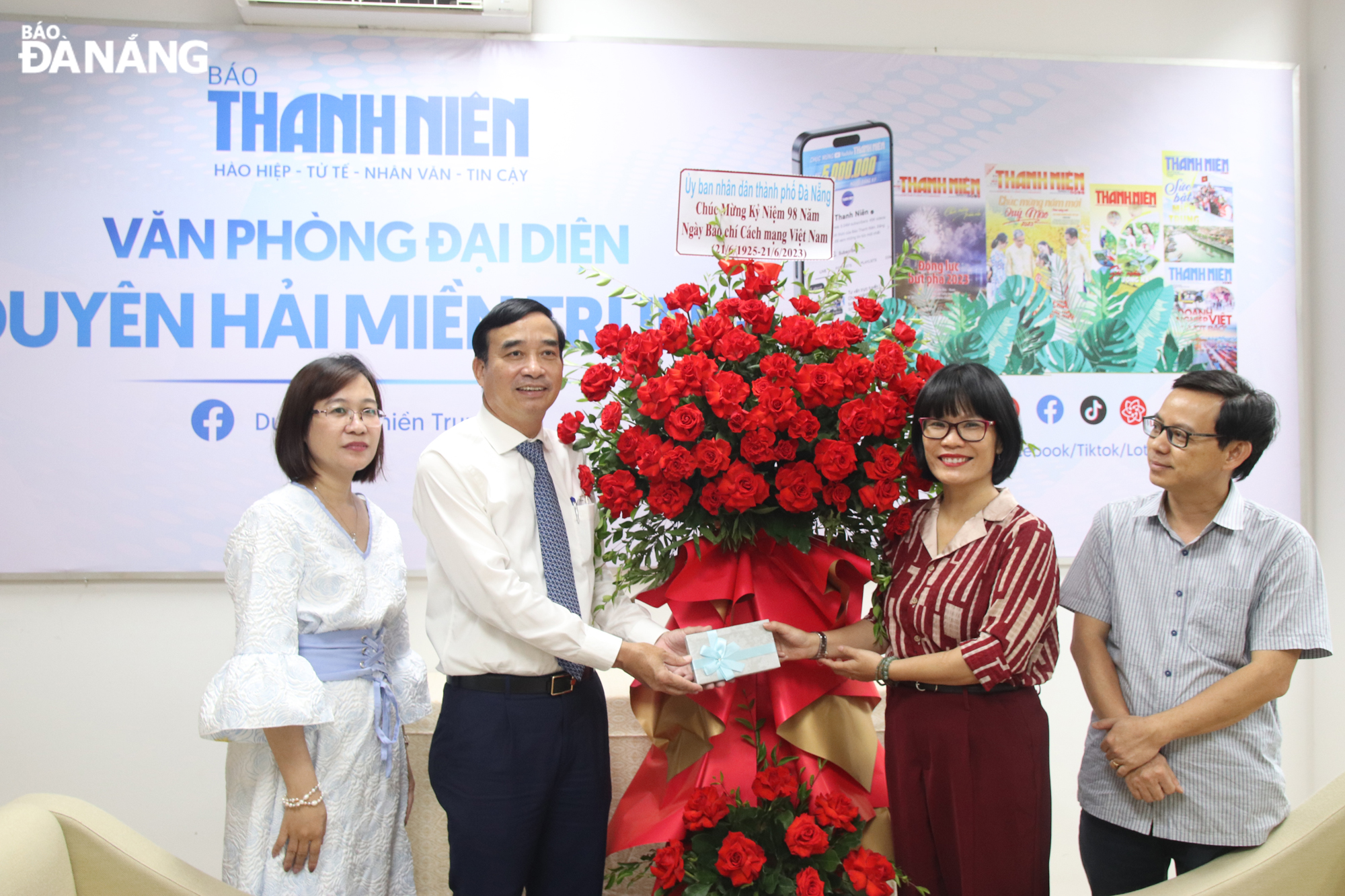ky niem 98 nam ngay nha bao vn 5