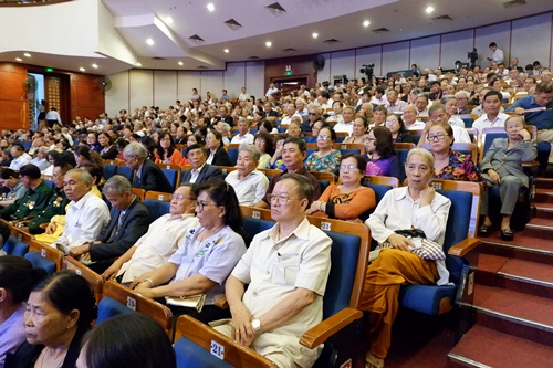 ky niem thanh lap dac khu uy quang da 2