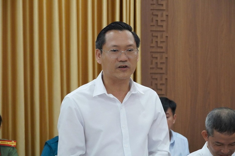 lam viec phuong huong tra thang 7 2025