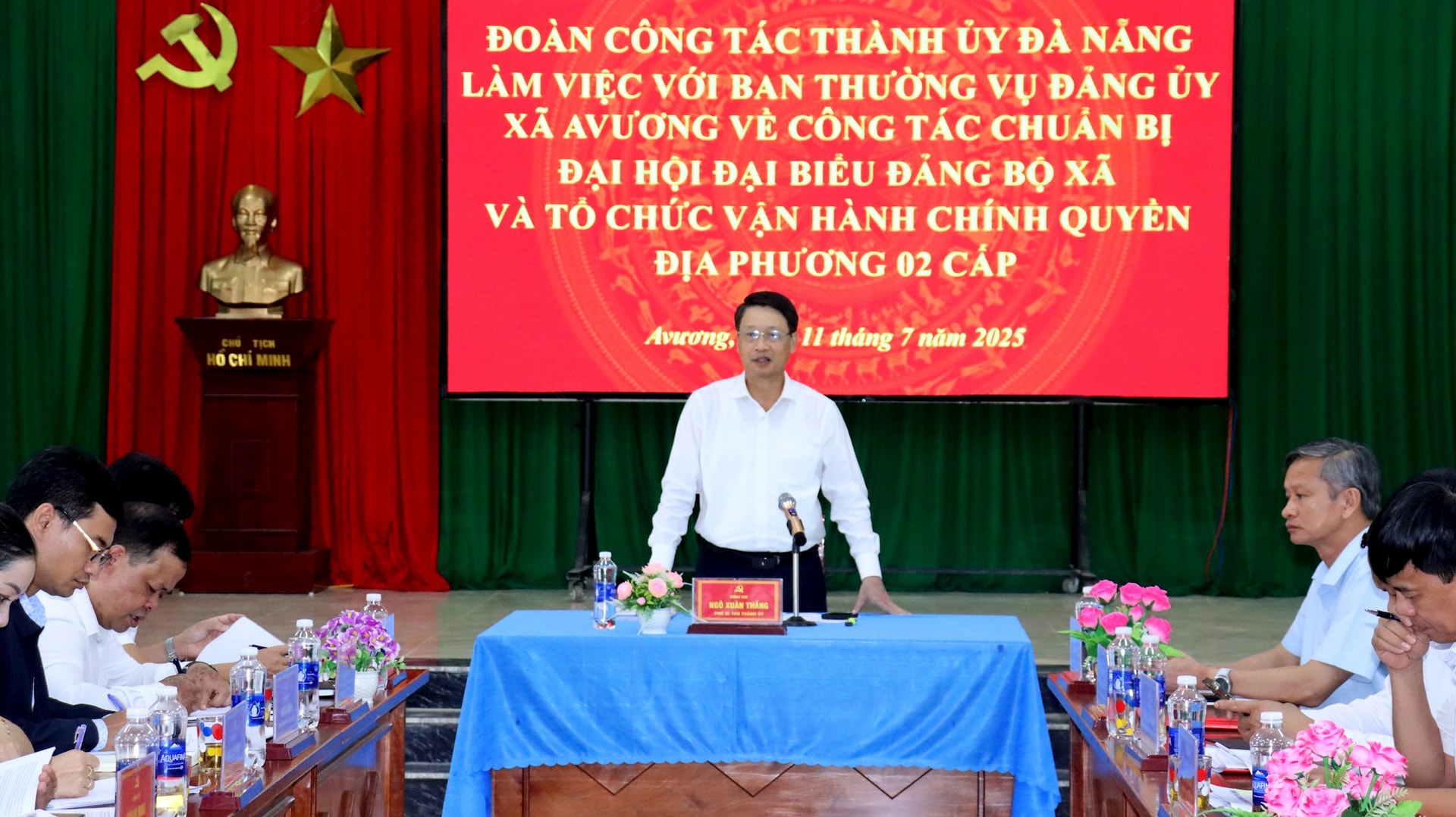 lam viec voi a vuong 7 2025 2