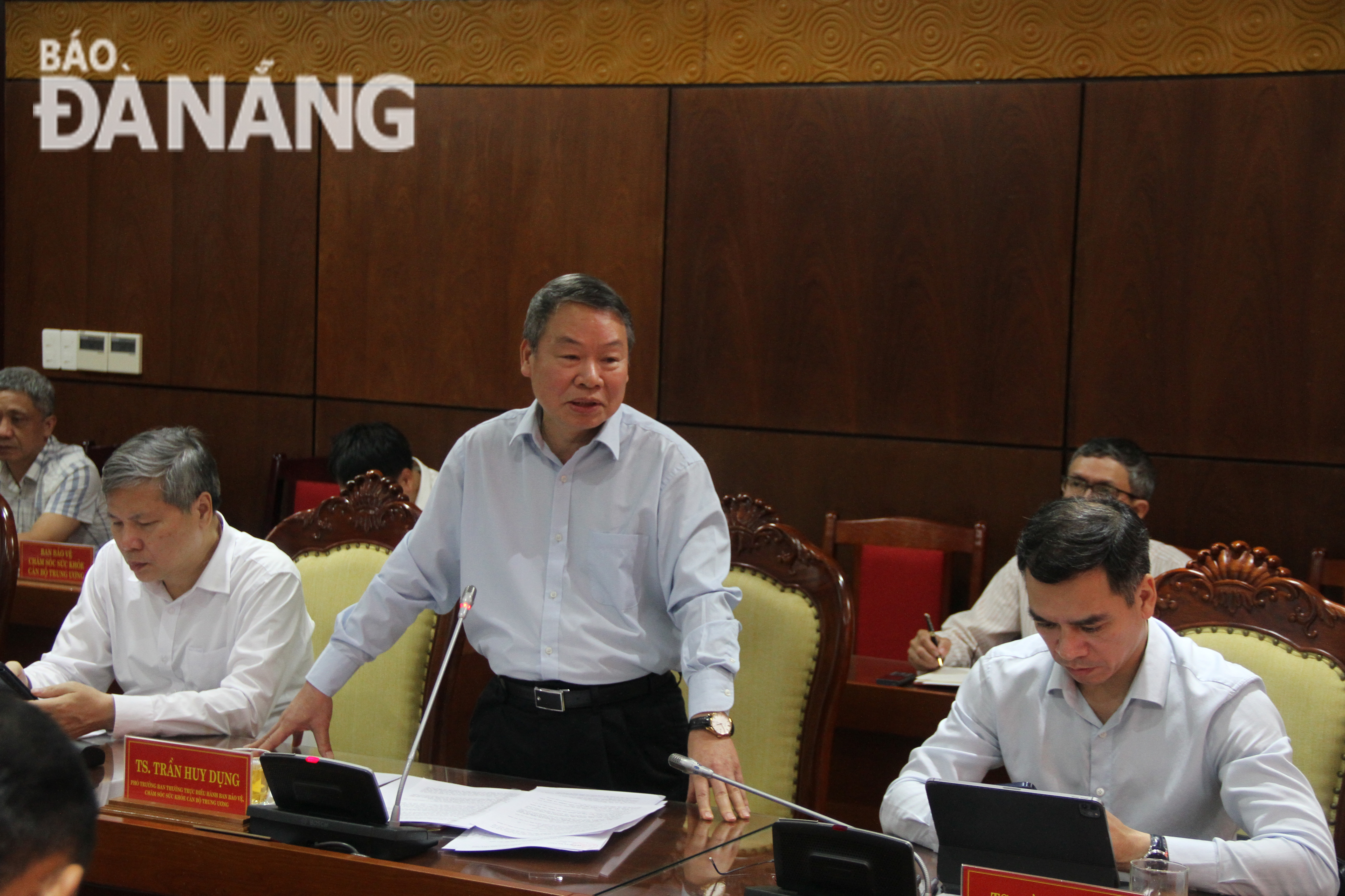 lam viec voi ban bao ve 2c cham soc suc khoe trung uong nam 2024