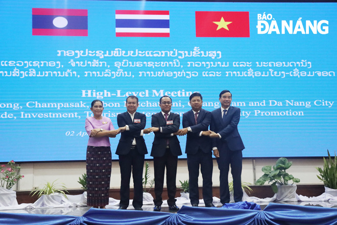 lam viec voi cac tinh nam trung lao 23