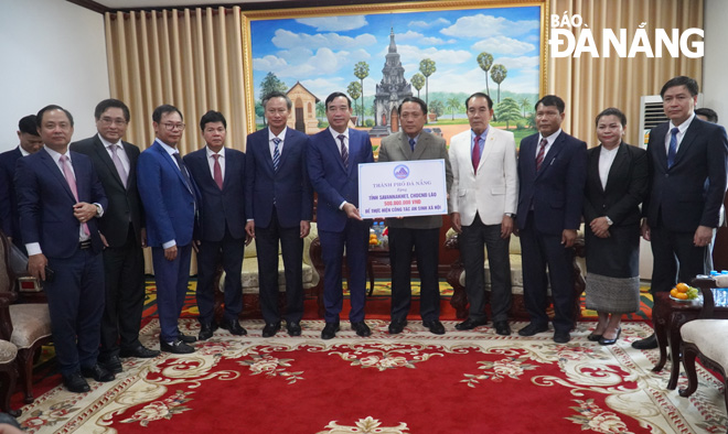 lam viec voi cac tinh nam trung lao 4