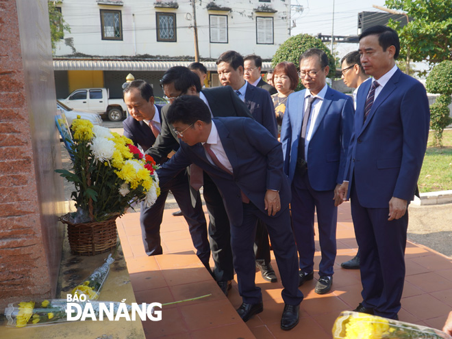 lam viec voi cac tinh nam trung lao 6